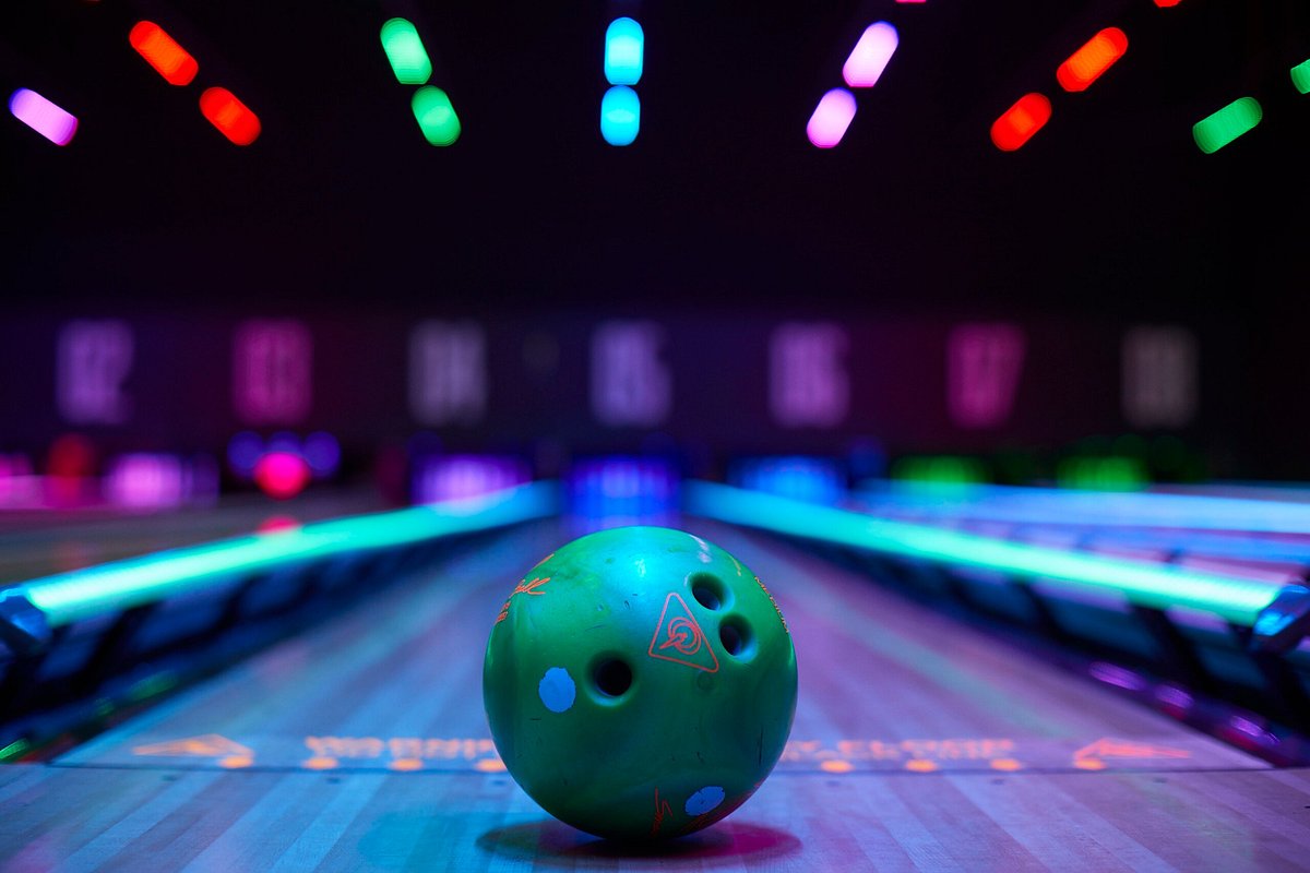 Pistes de bowling pour la soirée du samedi